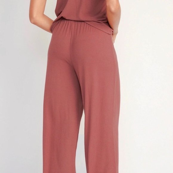 [SOLD] Simons Dusty Pink Ribbed Jersey Wide Leg Cropped Lounge Pants - Picture 2 of 5